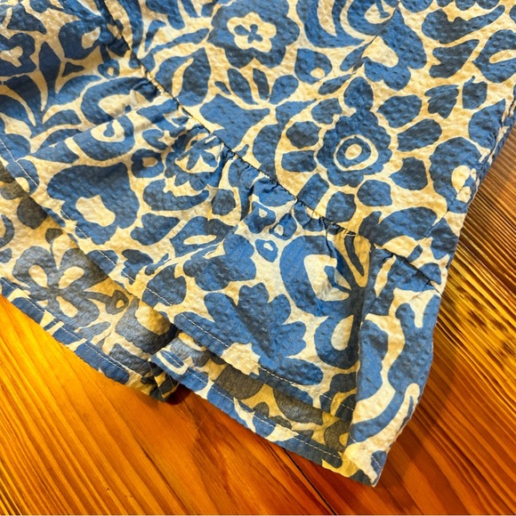 Blue and White Ruffle Hem Top Size Small - Picture 3 of 7